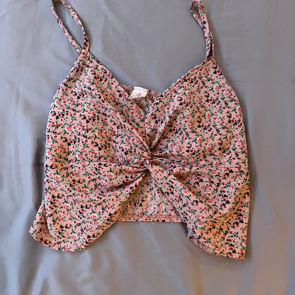 tank top with twist in the middle